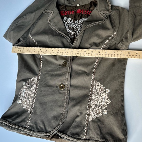 Love Stitch Green Blazer with Tailored Fit - Picture 5 of 9